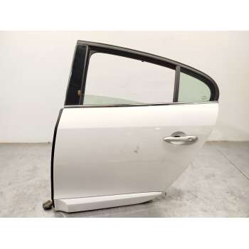 PUERTA TRASERA IZQUIERDA 821011173R 