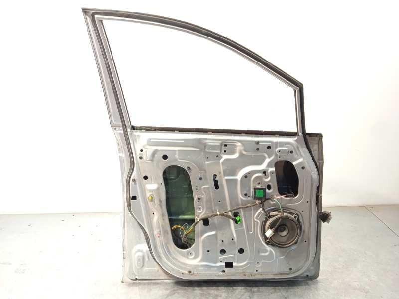 Recambio de puerta delantera izquierda para ssangyong rodius xdi referencia OEM IAM NOREF  