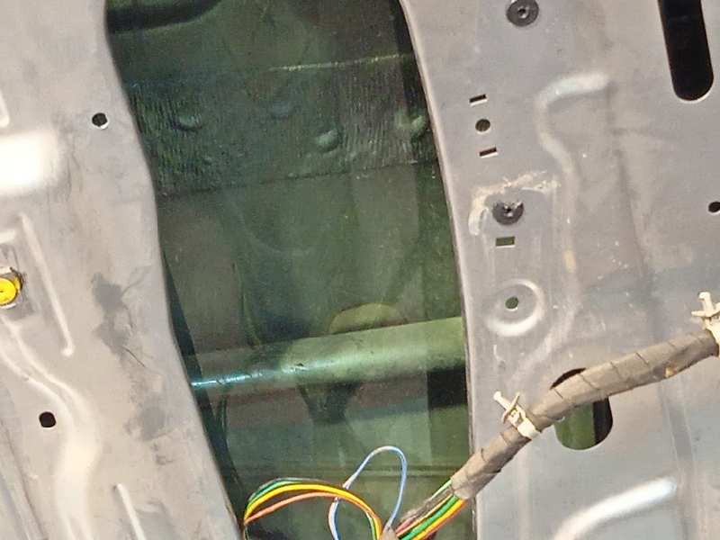 Recambio de puerta delantera izquierda para ssangyong rodius xdi referencia OEM IAM NOREF  