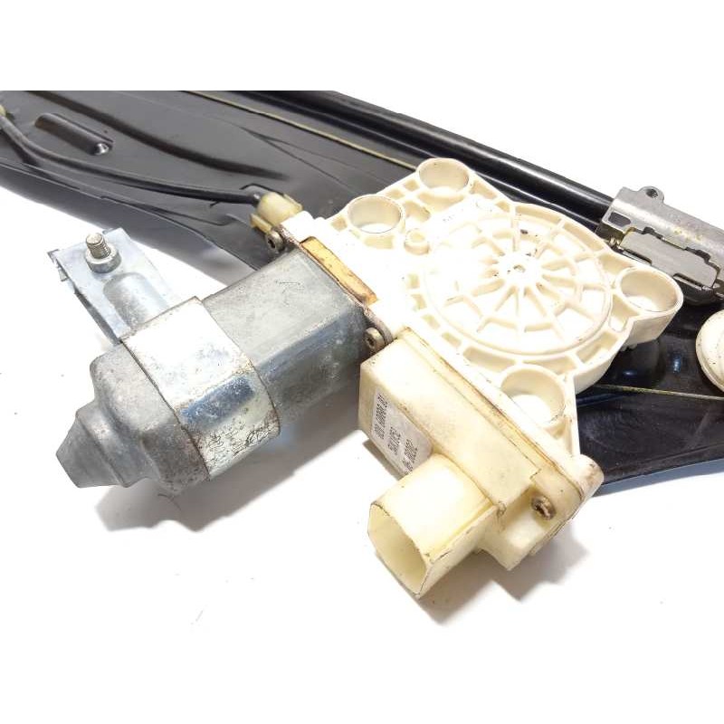 Recambio de elevalunas trasero izquierdo para bmw serie 7 (e65/e66) 745i referencia OEM IAM 7024813E  