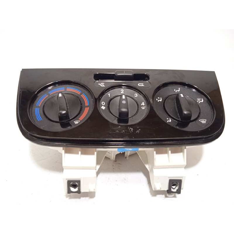 Recambio de mando calefaccion / aire acondicionado para fiat qubo (300) trekking referencia OEM IAM 735525783  