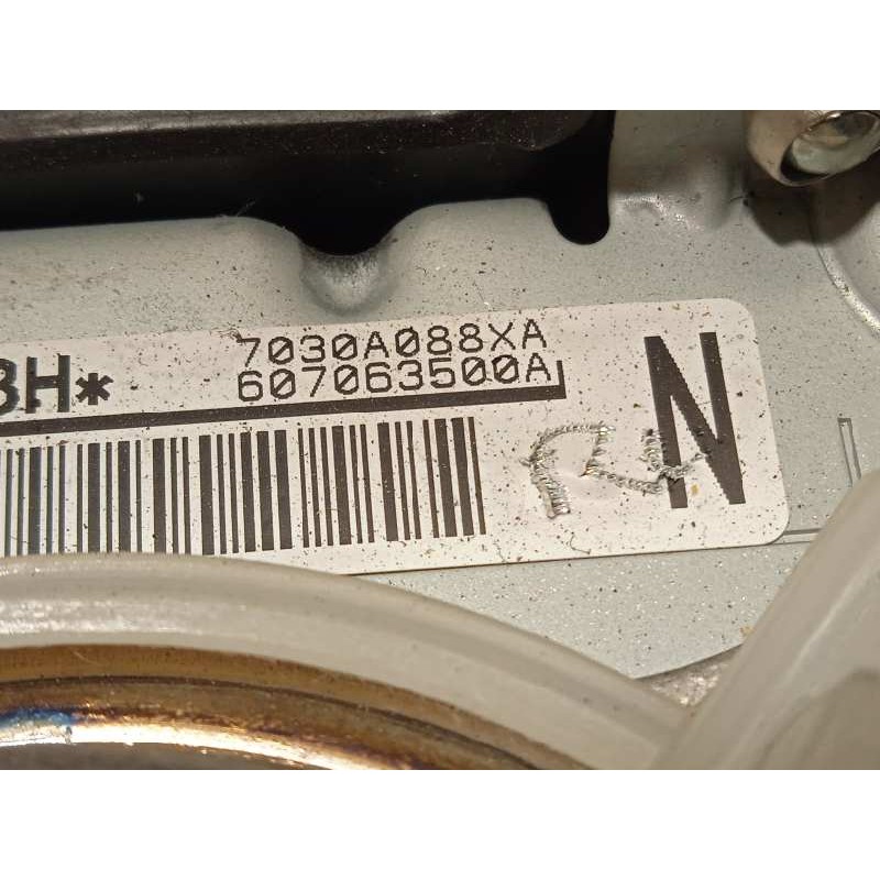 Recambio de airbag delantero izquierdo para mitsubishi outlander (cw0) 2.0 di-d cat referencia OEM IAM 7030A088XA  