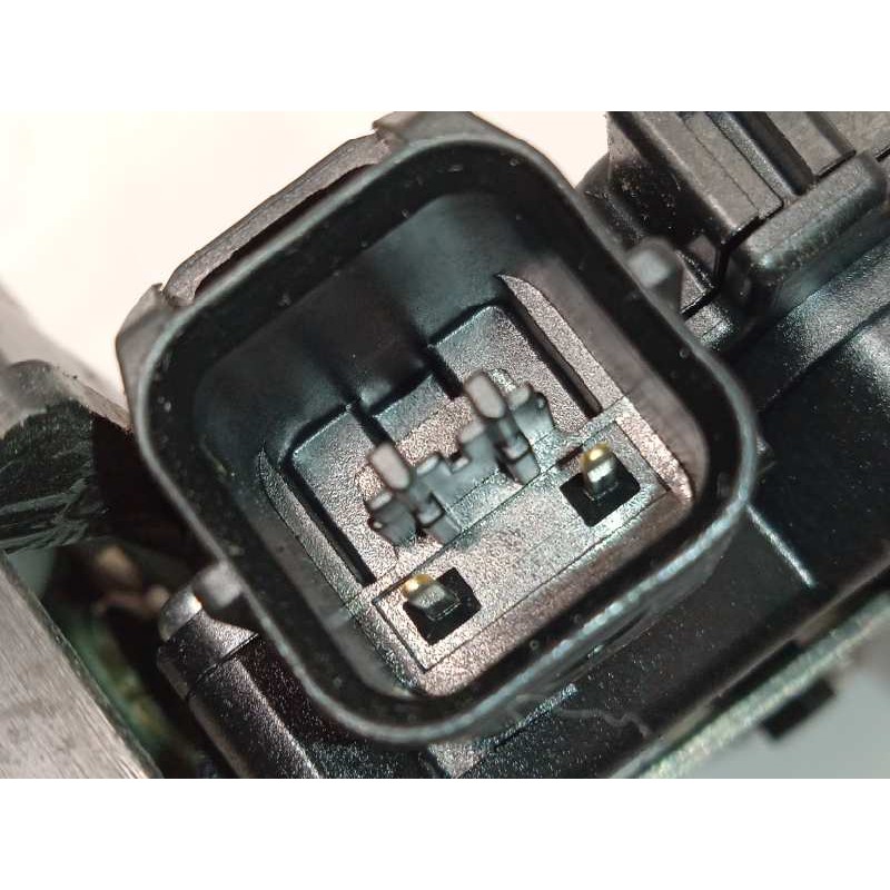 Recambio de cerradura puerta delantera derecha para mitsubishi outlander (cw0) 2.0 di-d cat referencia OEM IAM 5715A326  