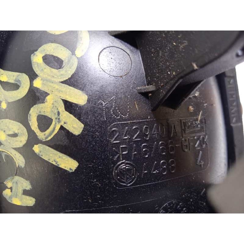 Recambio de maneta exterior delantera derecha para fiat qubo (300) trekking referencia OEM IAM 242940A  735545496