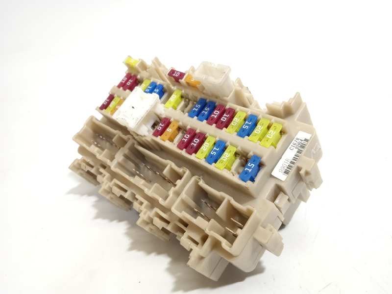 Recambio de caja reles / fusibles para renault kadjar 1.3 tce energy referencia OEM IAM 8901R  C16788H04