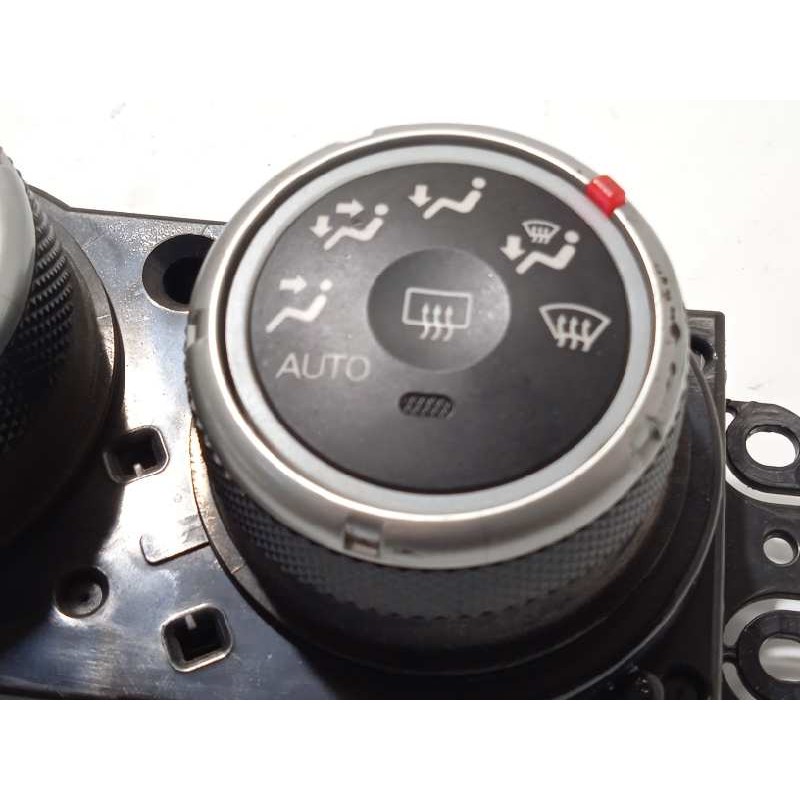 Recambio de mando climatizador para mitsubishi outlander (cw0) 2.0 di-d cat referencia OEM IAM 7820A115XB  