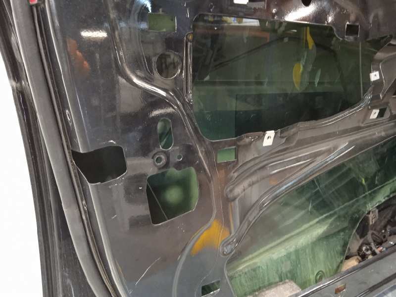 Recambio de puerta delantera izquierda para bmw serie 7 (e65/e66) 745i referencia OEM IAM 41517202081  