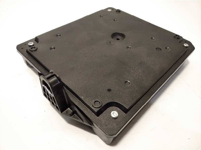 Recambio de caja reles / fusibles para renault megane iii coupé-cabrio dynamique referencia OEM IAM 284B15364R  S180098701