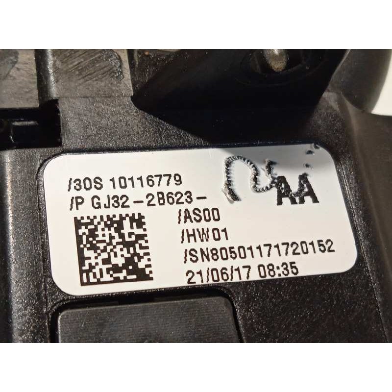 Recambio de interruptor para land rover evoque hse referencia OEM IAM GJ322B623AA  