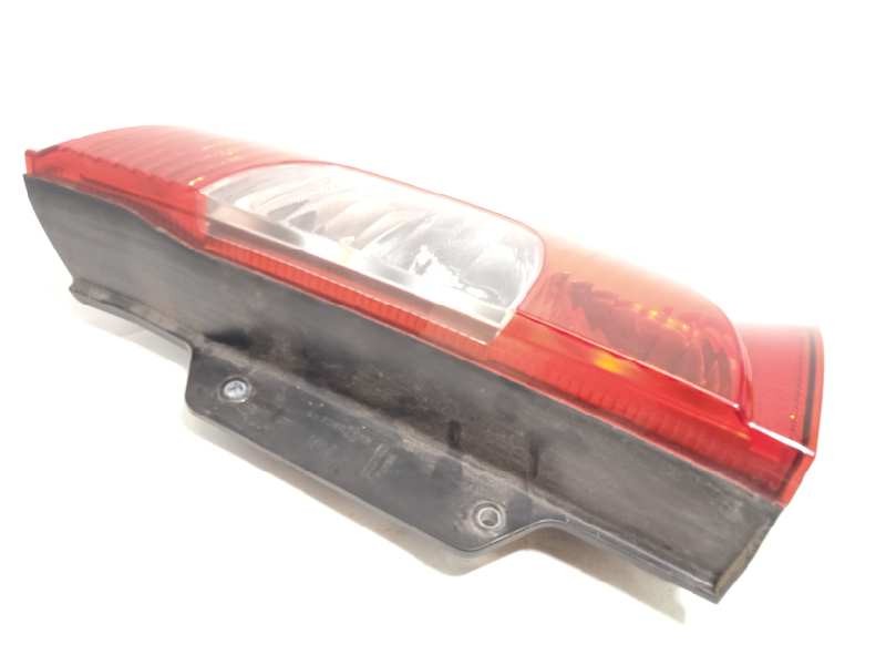 Recambio de piloto trasero derecho para fiat qubo (300) trekking referencia OEM IAM 1358249080  13204F