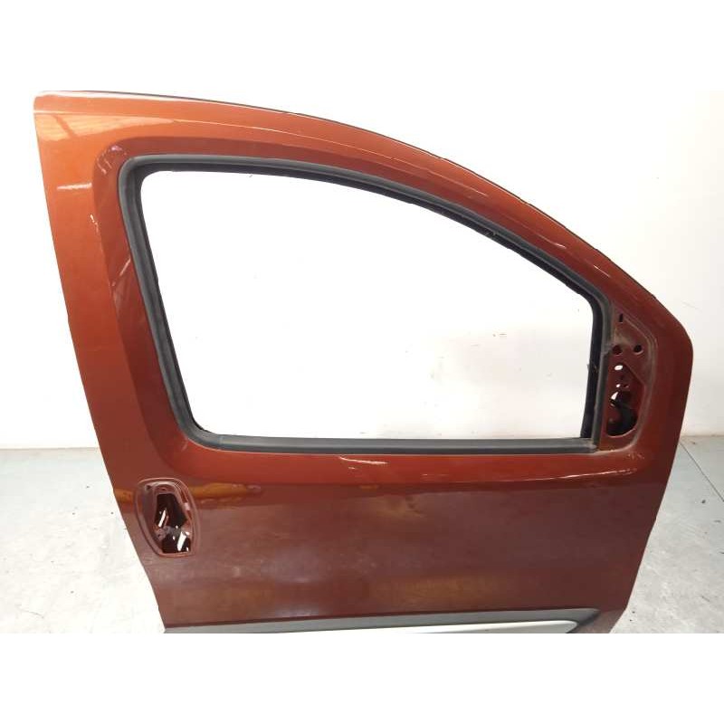 Recambio de puerta delantera derecha para fiat qubo (300) trekking referencia OEM IAM 1371776080  1396512080