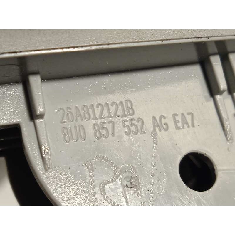 Recambio de parasol derecho para audi a1 sportback (8xf) attraction referencia OEM IAM 8U0857552AGEA7  