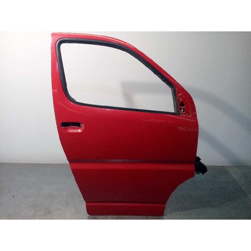 Recambio de puerta delantera derecha para toyota hi-ace (´96) hiace caja cerrada td referencia OEM IAM 6700126180  