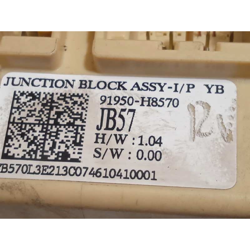 Recambio de caja reles / fusibles para kia rio (yb) 1.2 cat referencia OEM IAM 91950H8570  