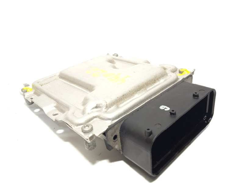 Recambio de centralita motor uce para hyundai i10 basis referencia OEM IAM 3910104500  9001140694KL