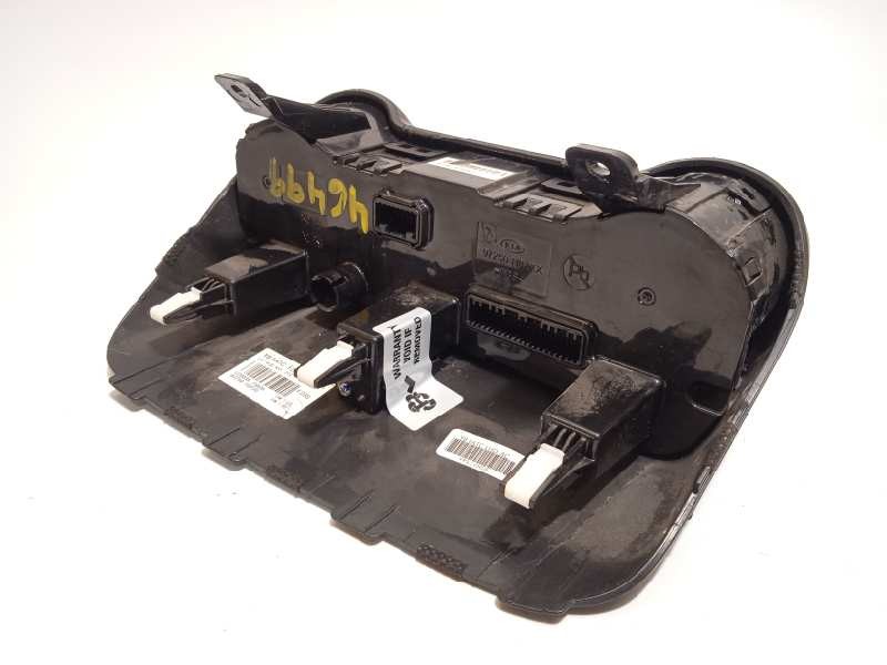 Recambio de mando climatizador para kia rio (yb) 1.2 cat referencia OEM IAM 97250H8220  97250H8220SA1