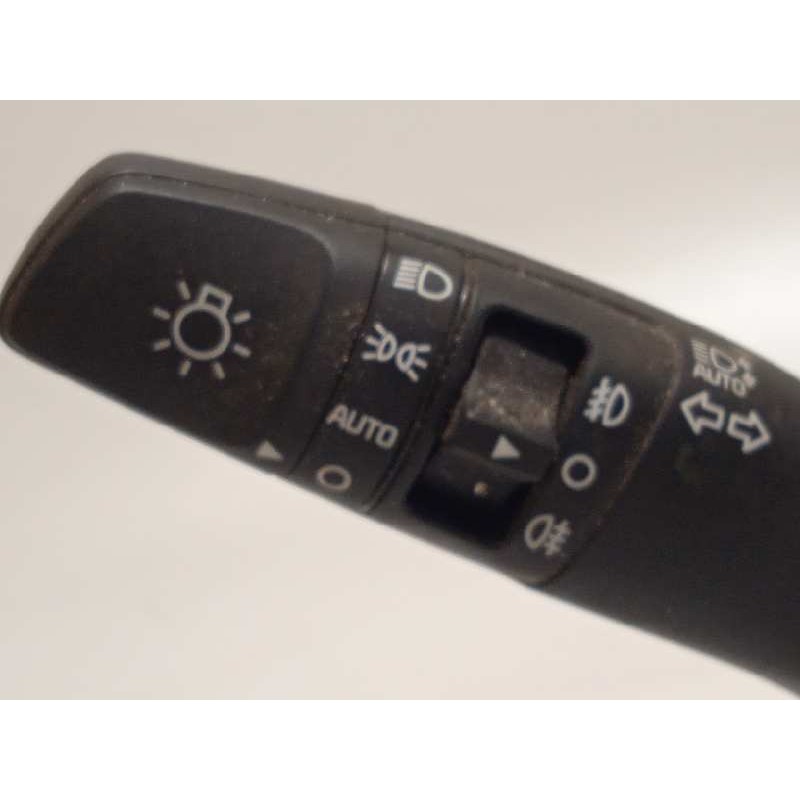 Recambio de mando intermitentes para kia rio (yb) 1.2 cat referencia OEM IAM 93404H8960  