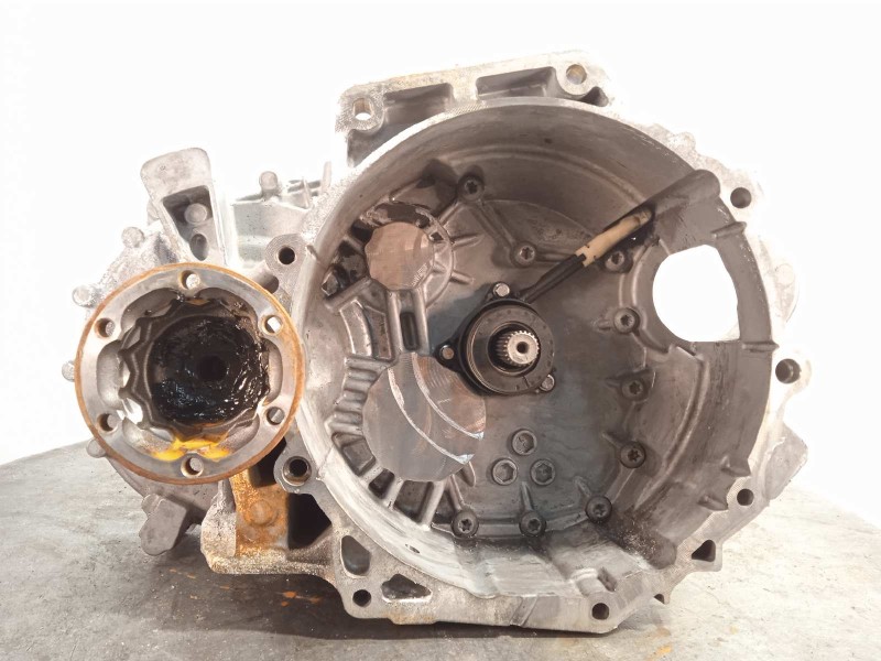 Recambio de despiece caja cambios para volkswagen tiguan (ax1) 1.5 16v tsi act referencia OEM IAM UXB  0C9300044M