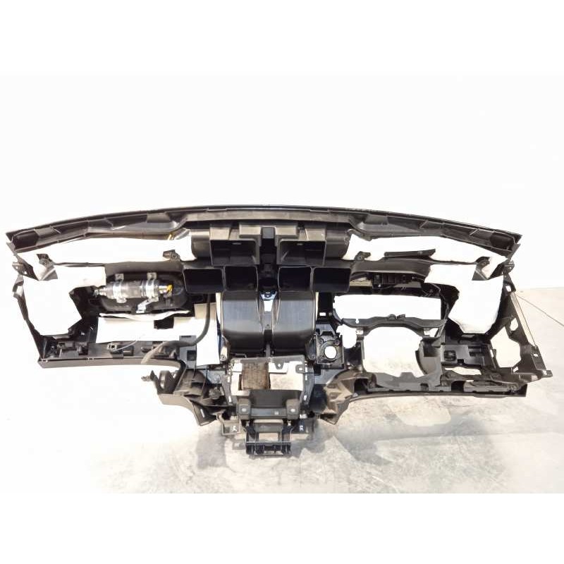 Recambio de salpicadero para infiniti q30 2.2d premium referencia OEM IAM 682005DF0A  985155DA0A