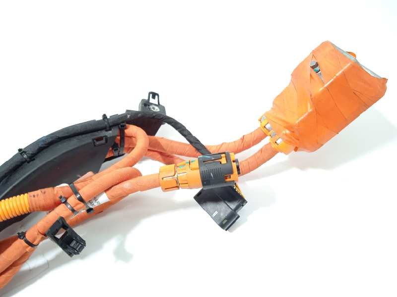 Recambio de modulo electronico para lynk&co lynk & co 01 1.5 phev referencia OEM IAM 8892306472  8889626067