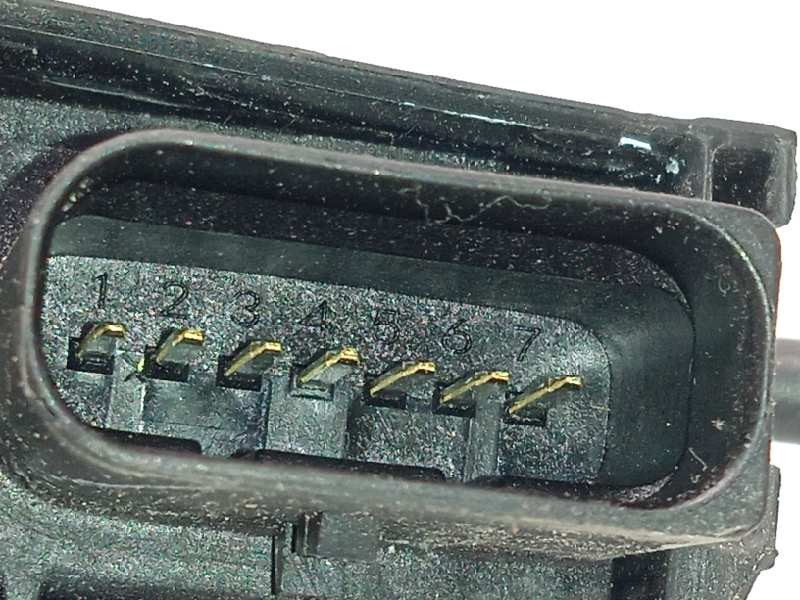 Recambio de cerradura puerta trasera izquierda para citroën c4 picasso feel referencia OEM IAM 9826136980  