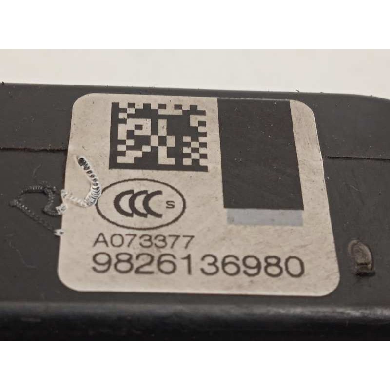 Recambio de cerradura puerta trasera izquierda para citroën c4 picasso feel referencia OEM IAM 9826136980  