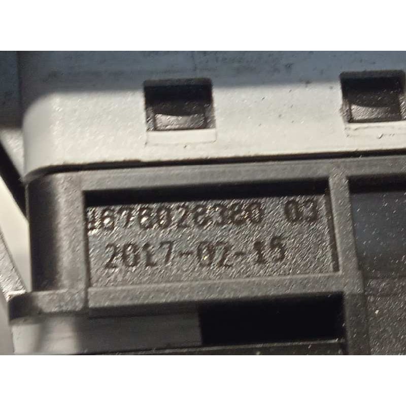 Recambio de maneta exterior porton para peugeot 308 style referencia OEM IAM 9676028380  