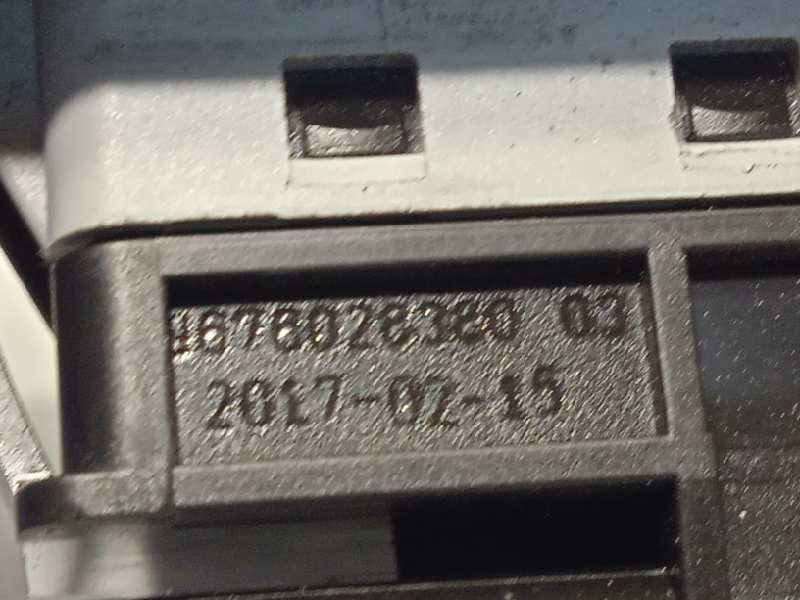 Recambio de maneta exterior porton para peugeot 308 style referencia OEM IAM 9676028380  