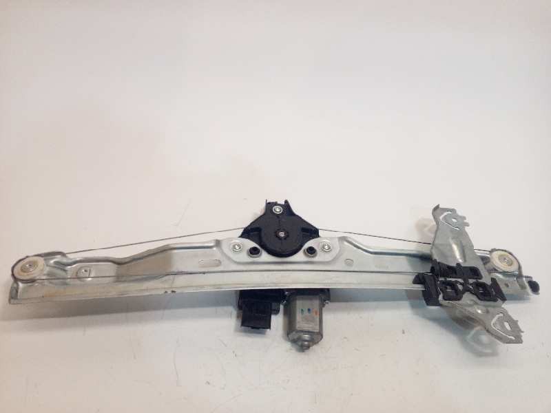 Recambio de elevalunas delantero izquierdo para renault kadjar 1.2 tce energy referencia OEM IAM 807218884R  180324