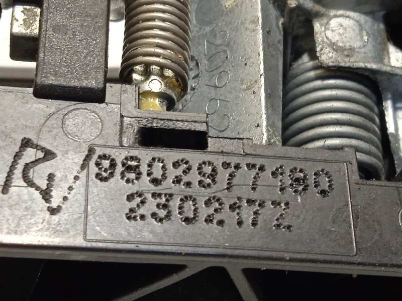 Recambio de maneta exterior trasera derecha para peugeot 308 style referencia OEM IAM 9802977180  