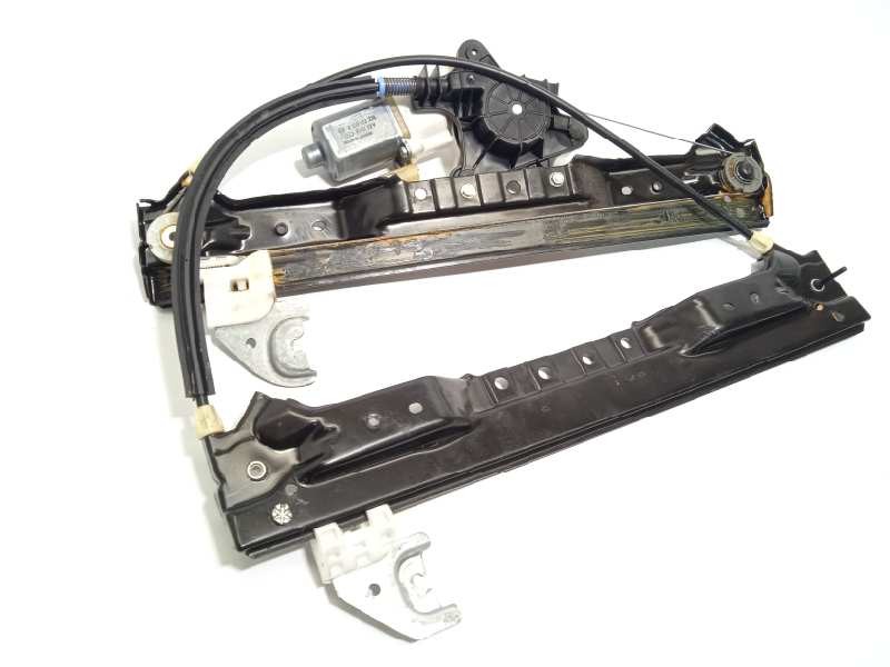 Recambio de elevalunas trasero derecho para lancia voyager (404) gold referencia OEM IAM 3018076D  0130822336