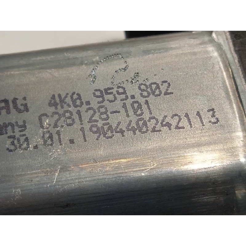 Recambio de elevalunas delantero izquierdo para audi a8 (4n2/4n8) 50 tdi quattro referencia OEM IAM 4N0837461  4K0959802