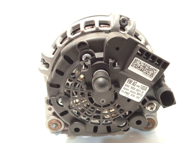 Recambio de alternador para volkswagen polo 1.0 tsi referencia OEM IAM 05E903027B  