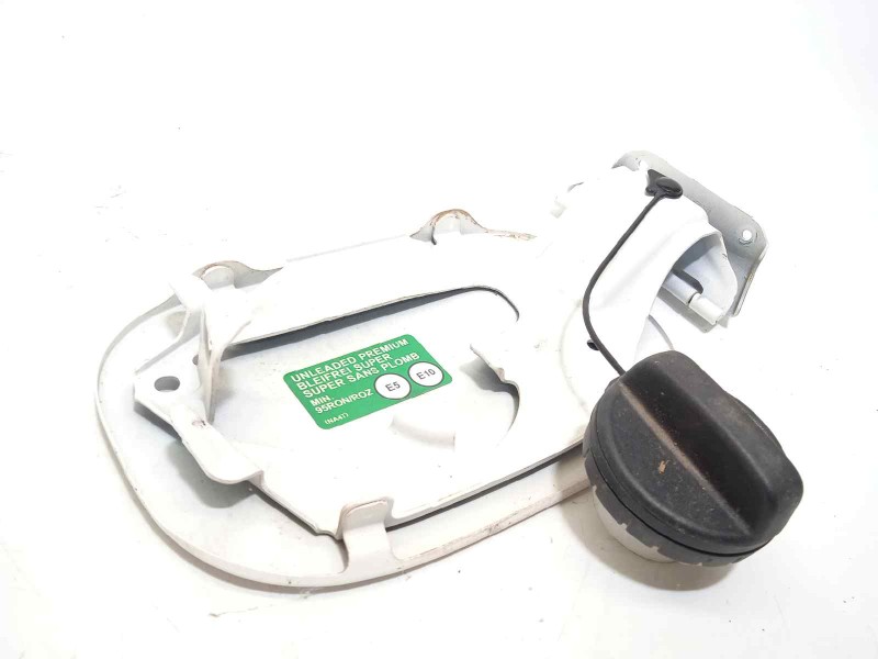 Recambio de tapa exterior combustible para mazda cx-5 2.0 cat referencia OEM IAM NOREF  