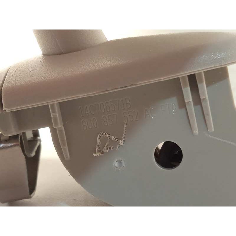 Recambio de parasol derecho para audi q3 (8ug) 2.0 16v tfsi referencia OEM IAM 8U0857552AC  