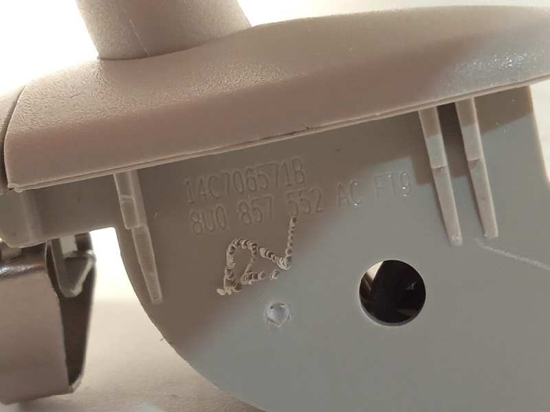 Recambio de parasol derecho para audi q3 (8ug) 2.0 16v tfsi referencia OEM IAM 8U0857552AC  