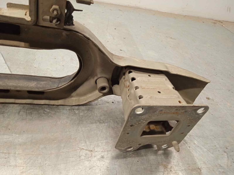 Recambio de refuerzo paragolpes delantero para peugeot 407 st confort referencia OEM IAM 7414FN  