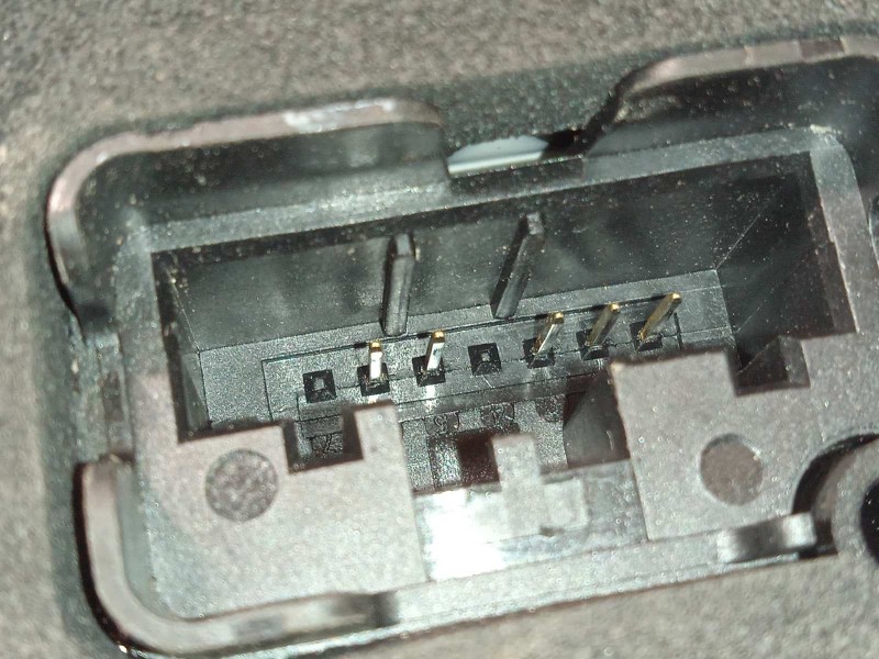 Recambio de cerradura puerta delantera izquierda para volkswagen polo 1.0 tsi referencia OEM IAM 10B837015B  