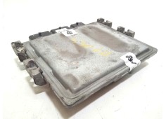 Recambio de centralita motor uce para renault clio iii exception referencia OEM IAM 8200565863  8200592611 2