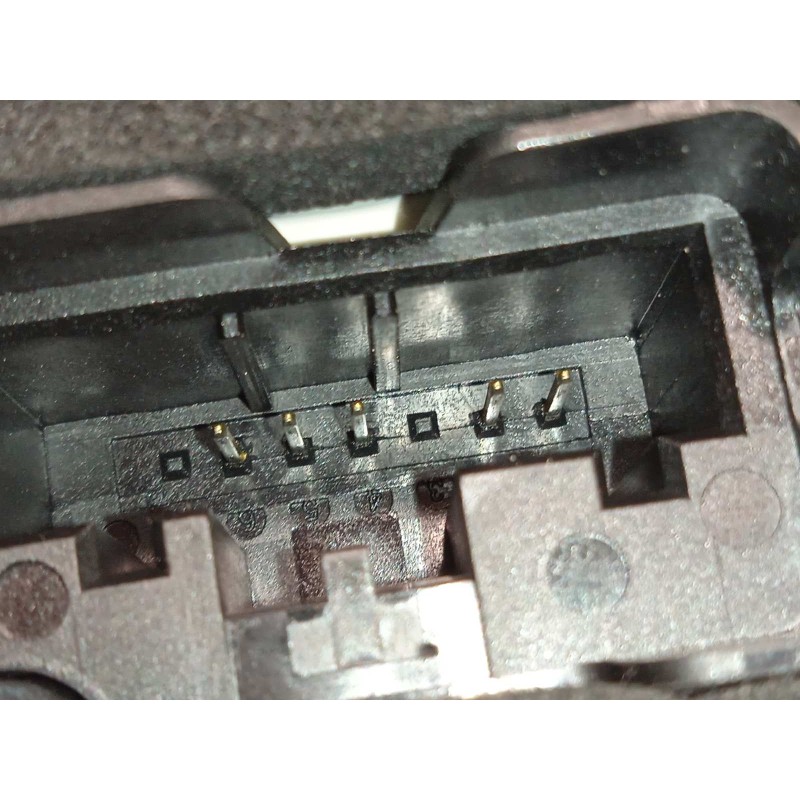 Recambio de cerradura puerta trasera derecha para volkswagen polo 1.0 tsi referencia OEM IAM 10A839016B  