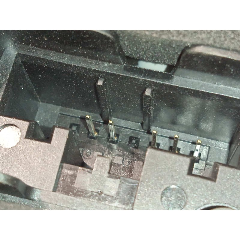 Recambio de cerradura puerta trasera izquierda para volkswagen polo 1.0 tsi referencia OEM IAM 10A839015B  