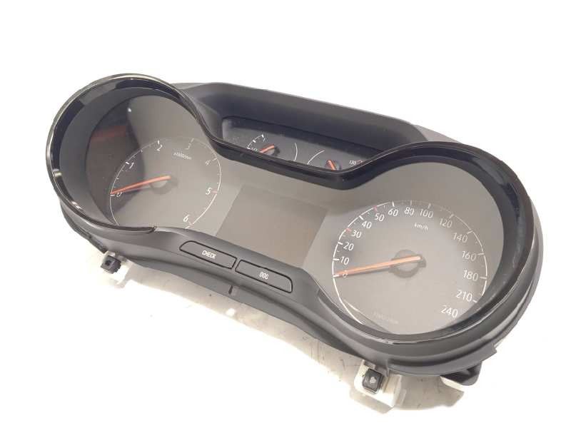 Recambio de cuadro instrumentos para opel grandland x selective referencia OEM IAM 9815672280  95525506