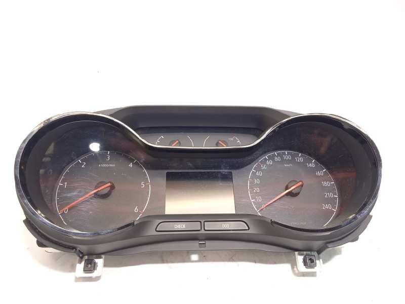 Recambio de cuadro instrumentos para opel grandland x selective referencia OEM IAM 9815672280  95525506
