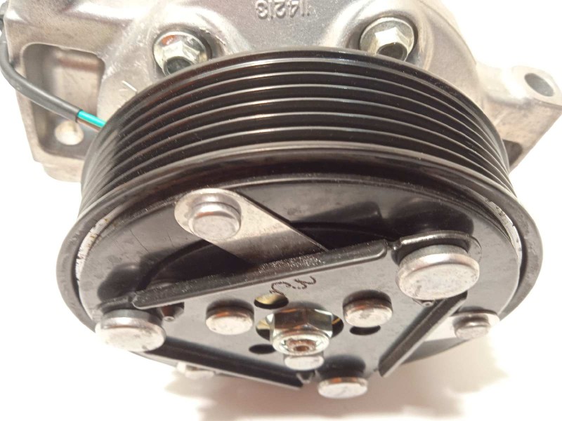 Recambio de compresor aire acondicionado para volkswagen polo 1.0 tsi referencia OEM IAM 3Q0816803E  8712P