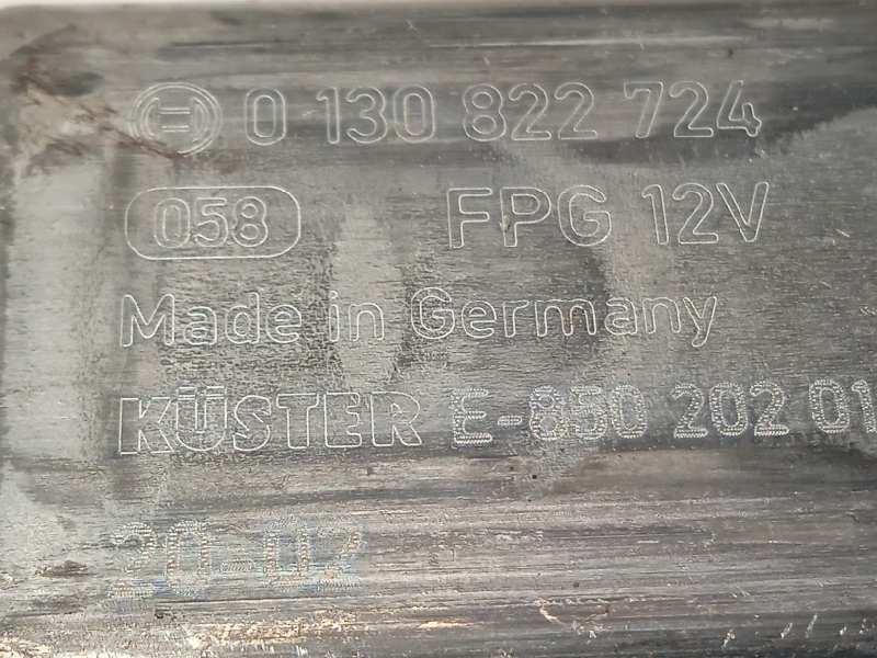 Recambio de elevalunas trasero derecho para seat ateca (kh7) reference referencia OEM IAM 575839462A 0130822724 5Q0959408A