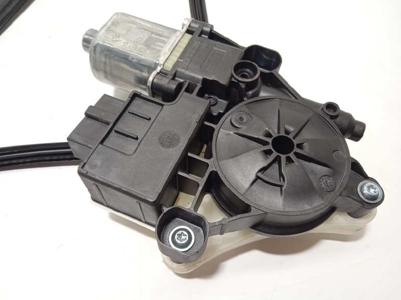 Recambio de elevalunas trasero izquierdo para volkswagen polo 1.0 tsi referencia OEM IAM 2G6839461D  5Q0959407D