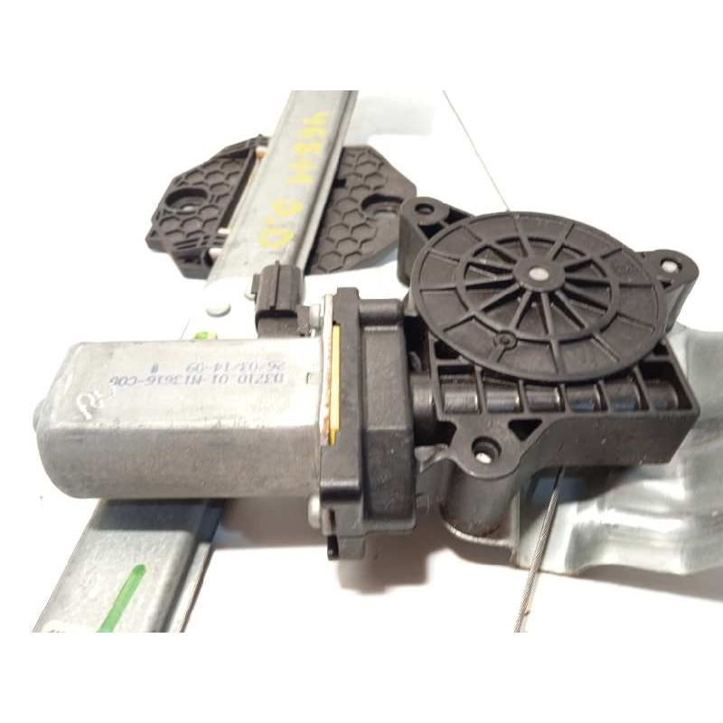 Recambio de elevalunas delantero derecho para dacia sandero ambiance referencia OEM IAM 807209299R  