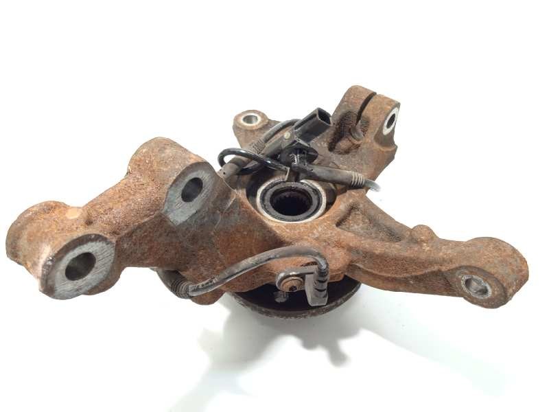 Recambio de mangueta delantera izquierda para dacia sandero ambiance referencia OEM IAM 400151018R  