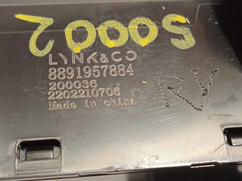 Recambio de warning para lynk&co lynk & co 01 1.5 phev referencia OEM IAM 8891957884  