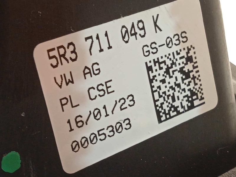 Recambio de palanca cambio para volkswagen polo 1.0 tsi referencia OEM IAM 5R3711049K  